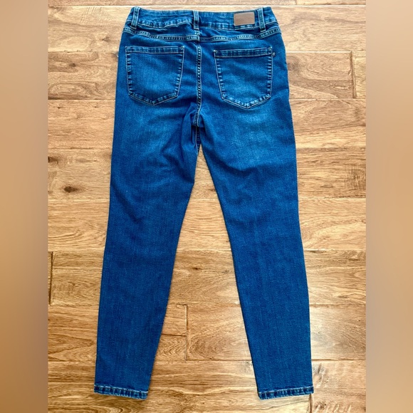 Tahari Jeans - Picture 6 of 6